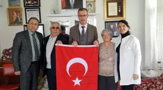 Fethiye Kaymakamı İsmail Hakkı Ertaş, Ramazan ayında şehit ailelerini ziyaret etti