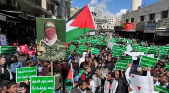 Ürdünlüler İsrail'in Gazze ablukasını protesto etti