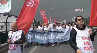 Sağlık Meslek Örgütleri 14 Mart Tıp Bayramı Haftası'nda Yürüyüş Gerçekleştirdi