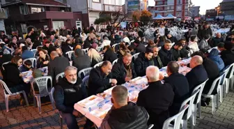 Lapseki'de Cumhuriyet Mahallesi'nde iftar programı düzenlendi