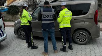 Elazığ'da Polis Ekipleri Okulların Çevresinde Denetim Gerçekleştirdi
