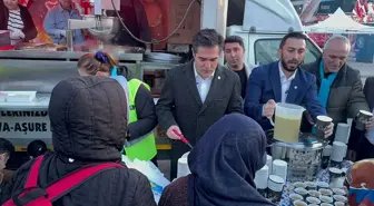 İYİ Parti Çekmeköy İlçe Başkanlığı, Madenler Metro Durağı'nda iftar programı düzenledi