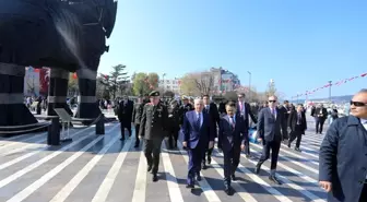 Milli Savunma Bakanı Yaşar Güler Çanakkale Valiliğini ziyaret etti