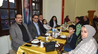 Boyabat Kaymakamlığı, şehit aileleri ve gaziler onuruna iftar yemeği düzenledi