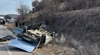 Isparta'da otomobil devrildi: 1 ölü, 2 ağır yaralı