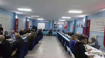 Kırklareli Valisi Birol Ekici, huzurevi sakinleri ile iftar yaptı