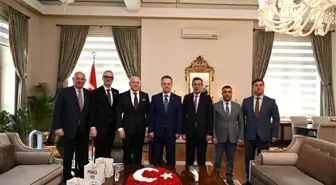 Manisa Valisi Enver Ünlü, 2028 yılında yapılacak Üniversite Olimpiyatları hakkında bilgi aldı