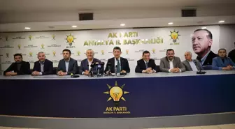 Antalya'da AK Parti'ye Katılanlara Rozet Takma Töreni Düzenlendi