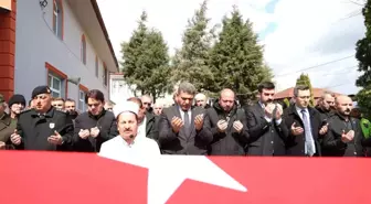 Kıbrıs Gazisi Nevzat Eren Düzce'de Son Yolculuğuna Uğurlandı