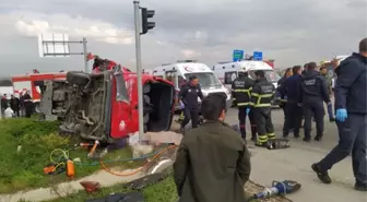 Tekirdağ'da tır, yolcu minibüsüne çarptı: 5 kişi öldü, 10 kişi yaralandı