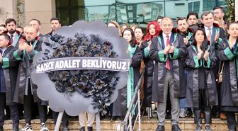 Trabzon Barosu Avukatları, Trabzonspor-Fenerbahçe Maçı Olaylarını Protesto Etti