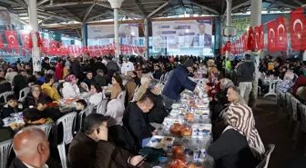 İçişleri Bakanı Yerlikaya ve AK Parti Sözcüsü Çelik, Adana'da vatandaşlarla iftarda buluştu