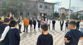 Çekerek'te Lise ve İlkokul Öğrencileri Bir Araya Geldi