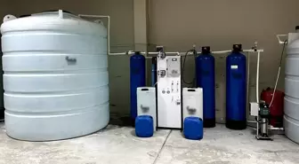 Mersin'de 20 ton etil alkol ele geçirildi, 2 şüpheli gözaltına alındı