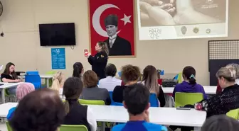 Tekirdağ'da Jandarma Ekipleri Aile İçi Şiddetle Mücadele ve KADES Hakkında Bilgilendirme Yaptı