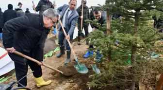 TÜBİTAK Gebze Yerleşkesi'nde 6 Bin Fidan Toprakla Buluştu