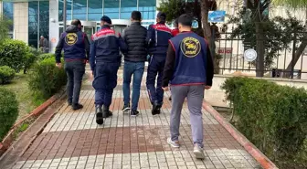Adana'da Jandarma Ekipleri Tarafından Aranan 10 Şahıs Yakalandı