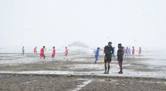 Yüksekova Belediyespor, Çanakkale Dardanelspor'u 6-0 mağlup etti