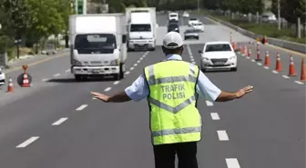 AK Parti'nin İstanbul mitingi için bazı yollar trafiğe kapatıldı