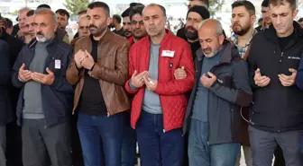 Tankçı Sözleşmeli Er Abdulkadir Akıncı'nın cenazesi Adıyaman'da defnedildi