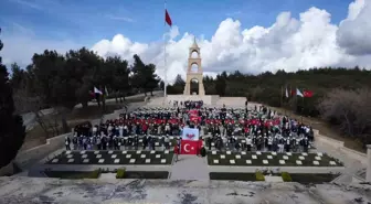 Erzurum Emniyet Müdürlüğü, Genç Adımlar Kampa Projesiyle Öğrencileri Çanakkale'ye Götürdü