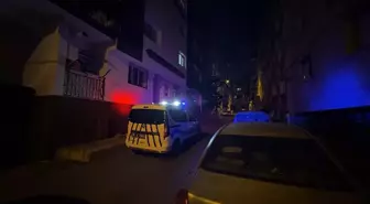 İzmir'de tekel bayisi sahibi hırsızlık yaptıkları iddiasıyla tartıştığı 2 kişiyi silahla yaraladı