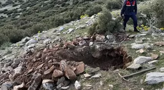 Aydın'ın Karacasu ilçesinde kaçak kazı yapan 2 kişi yakalandı