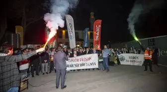 Sakarya'da İsrail'in Gazze'deki hastanelere saldırılarını protesto gösterisi düzenlendi