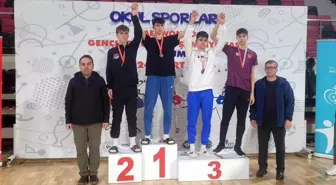 Düzceli Sporcular Okul Sporları Gençler Taekwondo Türkiye Finallerinde Başarı Elde Etti