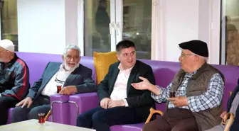 Karaman Valisi Hüseyin Engin Sarıibrahim ve eşi huzurevi sakinleriyle iftar yaptı