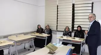 Erzurum Müftülüğü, Karayazı'da hafızlık yapan öğrencileri ziyaret etti
