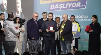 Keşan Belediye Başkanı ve Cumhur İttifakı AK Parti Belediye Başkan Adayı Mustafa Helvacıoğlu, seçim çalışmalarına devam ediyor