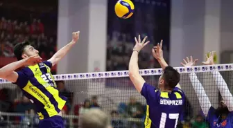 AXA Sigorta Kupa Voley'de finalde Arkas Spor-Halkbank karşılaşacak