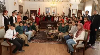 Sivas Valiliği, kırsalda yaşayan öğrencileri tiyatro ile buluşturuyor