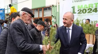 Tokat'ta Orman Haftası Kutlamaları Kapsamında Vatandaşlara Fidan Dağıtıldı
