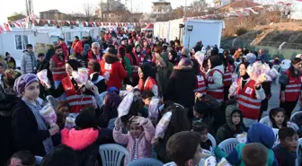 Türk Kızılay Malatya Şubesi Depremzedelere İftar Verdi