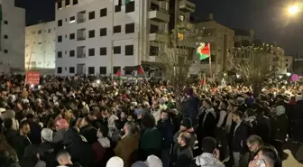 Ürdün'de Gazze Şeridi'yle Dayanışma Gösterisinde İsrail Büyükelçiliği'nin Kapatılması Çağrısı