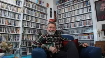 Emekli Mehmet Ali Yılmaz'ın Binlerce Parçadan Oluşan Müzik ve Film Koleksiyonu