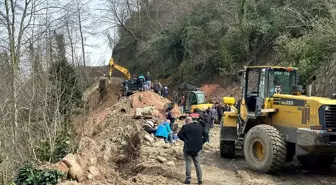 Trabzon'da Göçük Altında 2 İşçi Hayatını Kaybetti