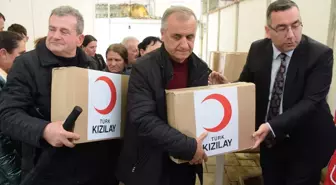 Türk Kızılay, Arnavutluk'taki ihtiyaç sahibi ailelere ramazan yardımı yapıyor