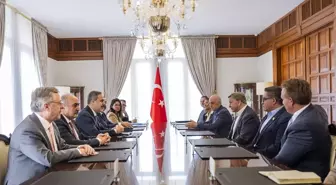 Dışişleri Bakanı Hakan Fidan, ABD Temsilciler Meclisi Silahlı Hizmetler Komisyonu üyelerini kabul etti
