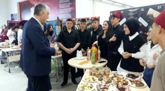 Eskişehir Lisesi Öğrencileri Filistin ve Gazze'ye Bağış Yaptı