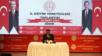 Milli Eğitim Bakanı Yusuf Tekin, Iğdır'da Eğitim Yöneticileriyle Bir Araya Geldi