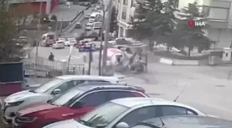 Ankara'da çimento tankerinin devrilerek yokuş aşağı kaydığı anlar kamerada