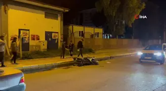 İskenderun'da hafif ticari araç ile motosiklet çarpıştı: 2 yaralı