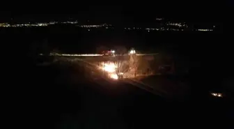 Erzincan'da çıkan örtü yangını itfaiye tarafından söndürüldü