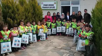 Düzce'de Minik Eller Büyük Ormanlar Oluşturuyor