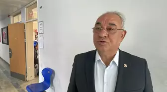 DSP Genel Başkanı Önder Aksakal, Üsküdar'da oy kullandı