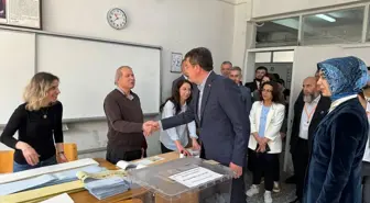 Nihat Zeybekci, Denizli'de oy kullandı