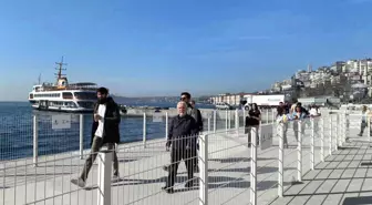 İstanbul'da oy verme işlemi sürerken bazı vatandaşlar Adalar'a gitti